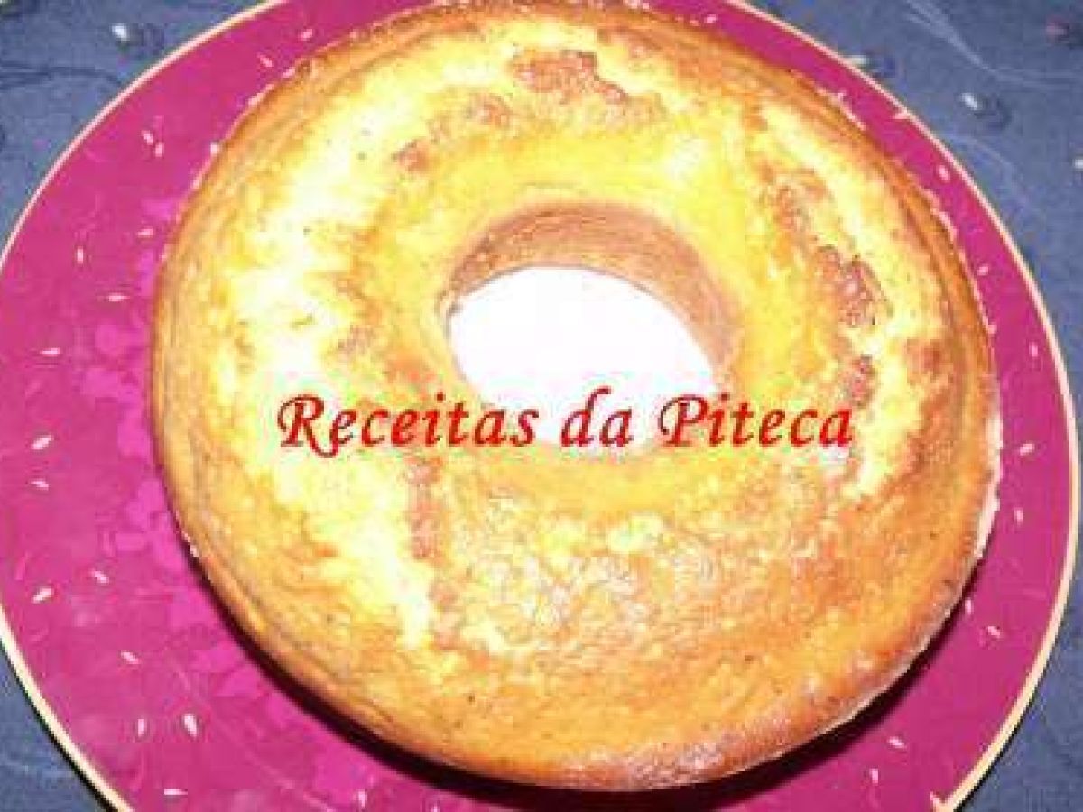 Bolo de iogurte e amêndoas