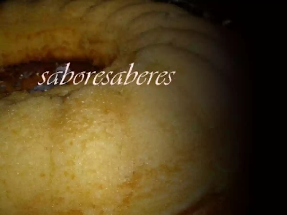Bolo de Iogurte e Ananás