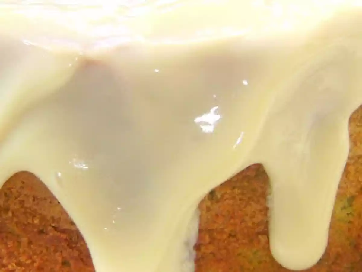 Bolo de Iogurte e Gelatina de Limão - foto 6