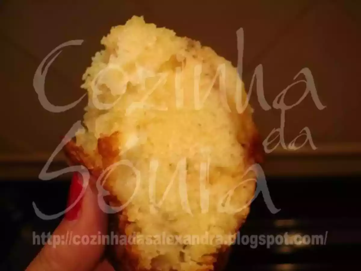 BOLO DE IOGURTE E MAÇÃS