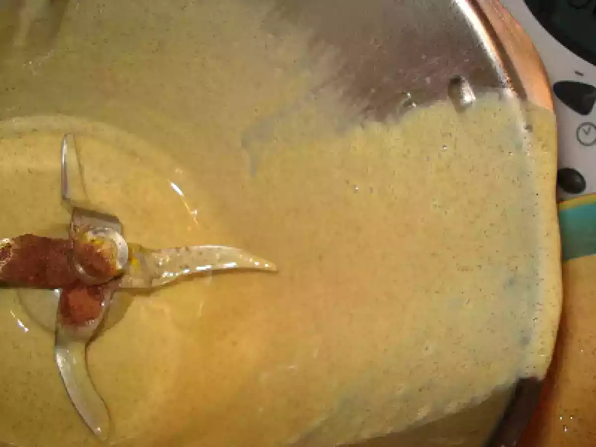 BOLO DE IOGURTE E SEMENTES DE PAPOILA - foto 8