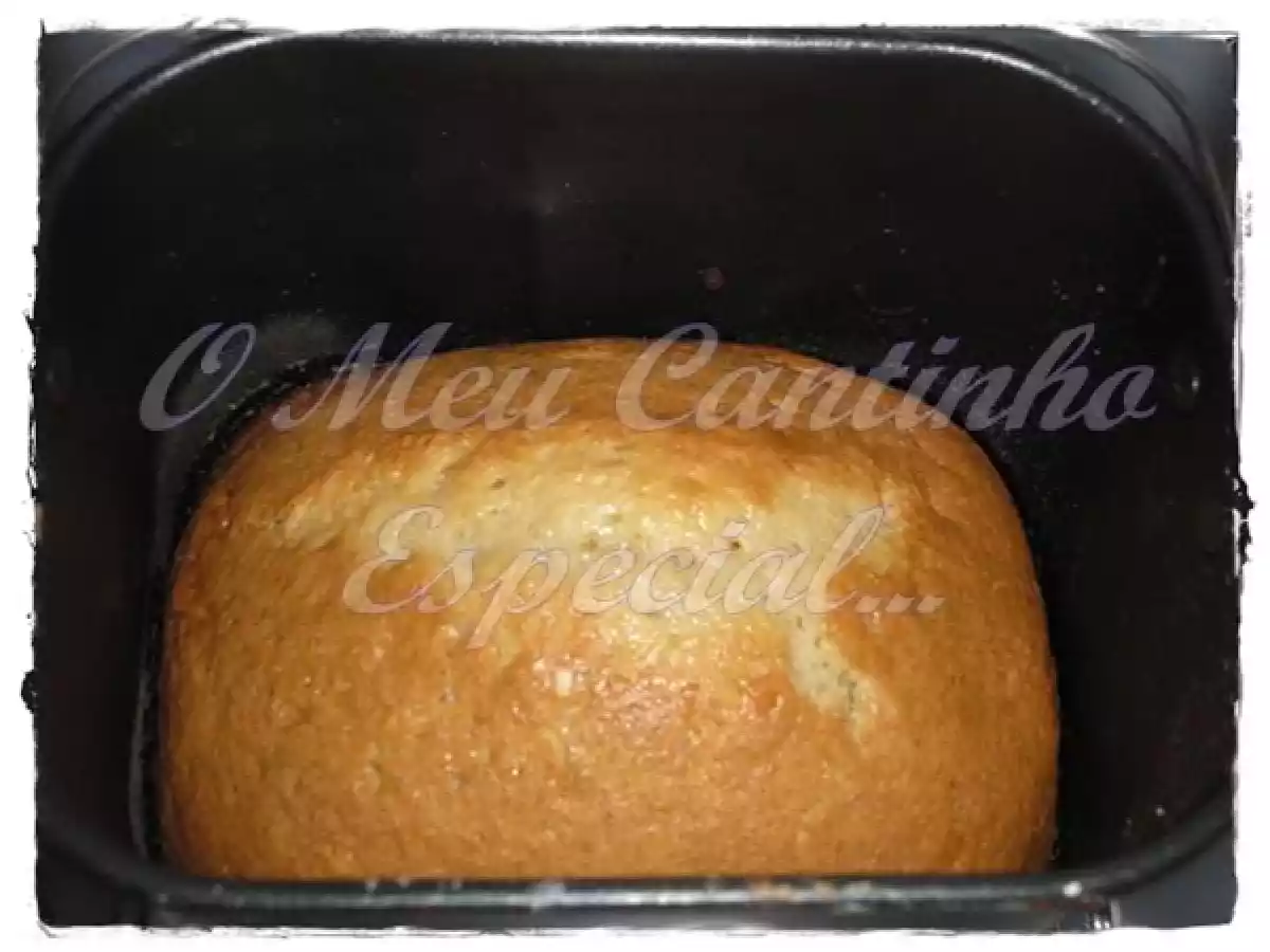Bolo de Iogurte feito na Bimby e cozido na MFP - foto 2