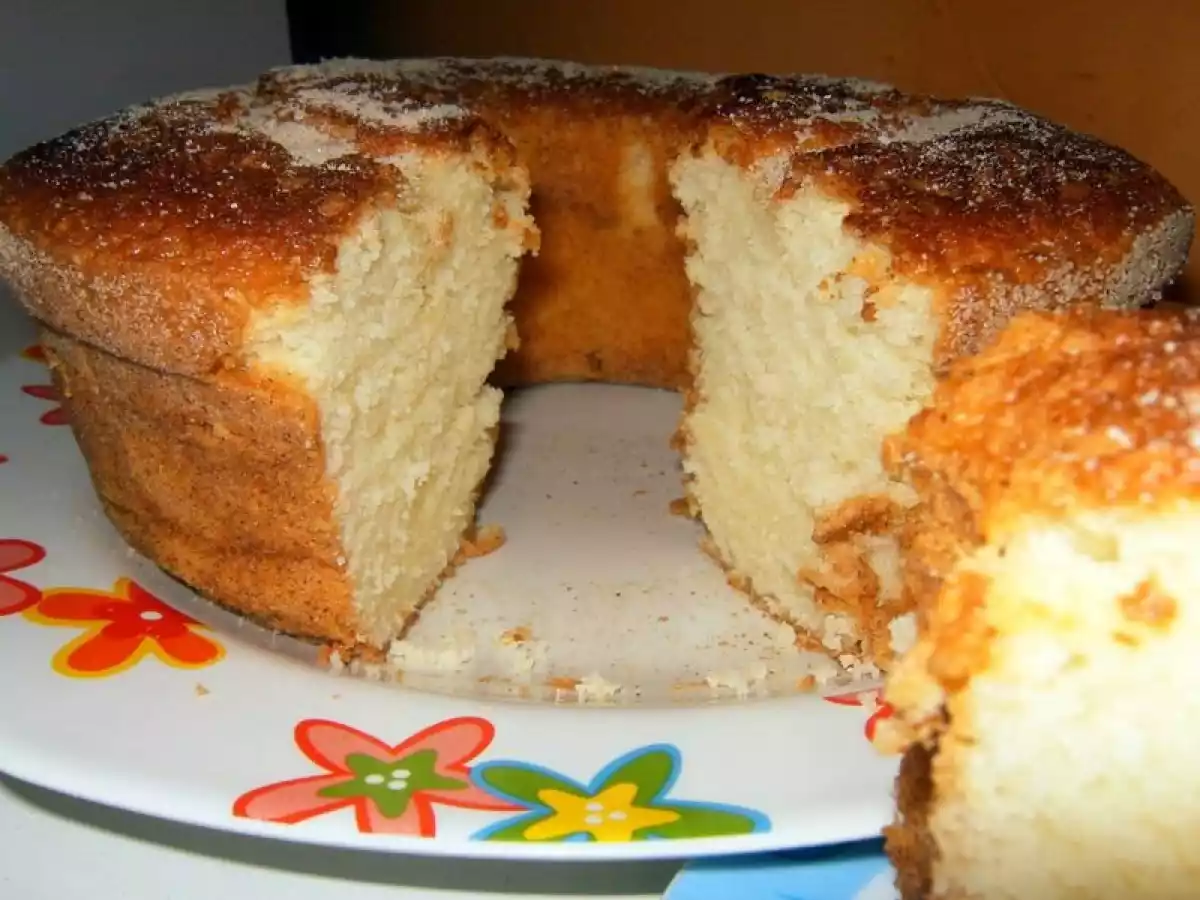 Bolo de Iogurte - Maria Helena (Receita para todo final de semana) - foto 8