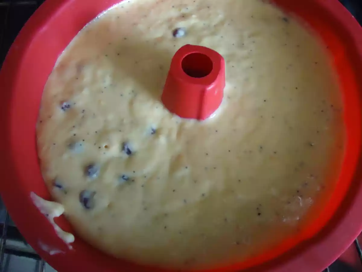 Bolo de laranja com casca e arandos - foto 4