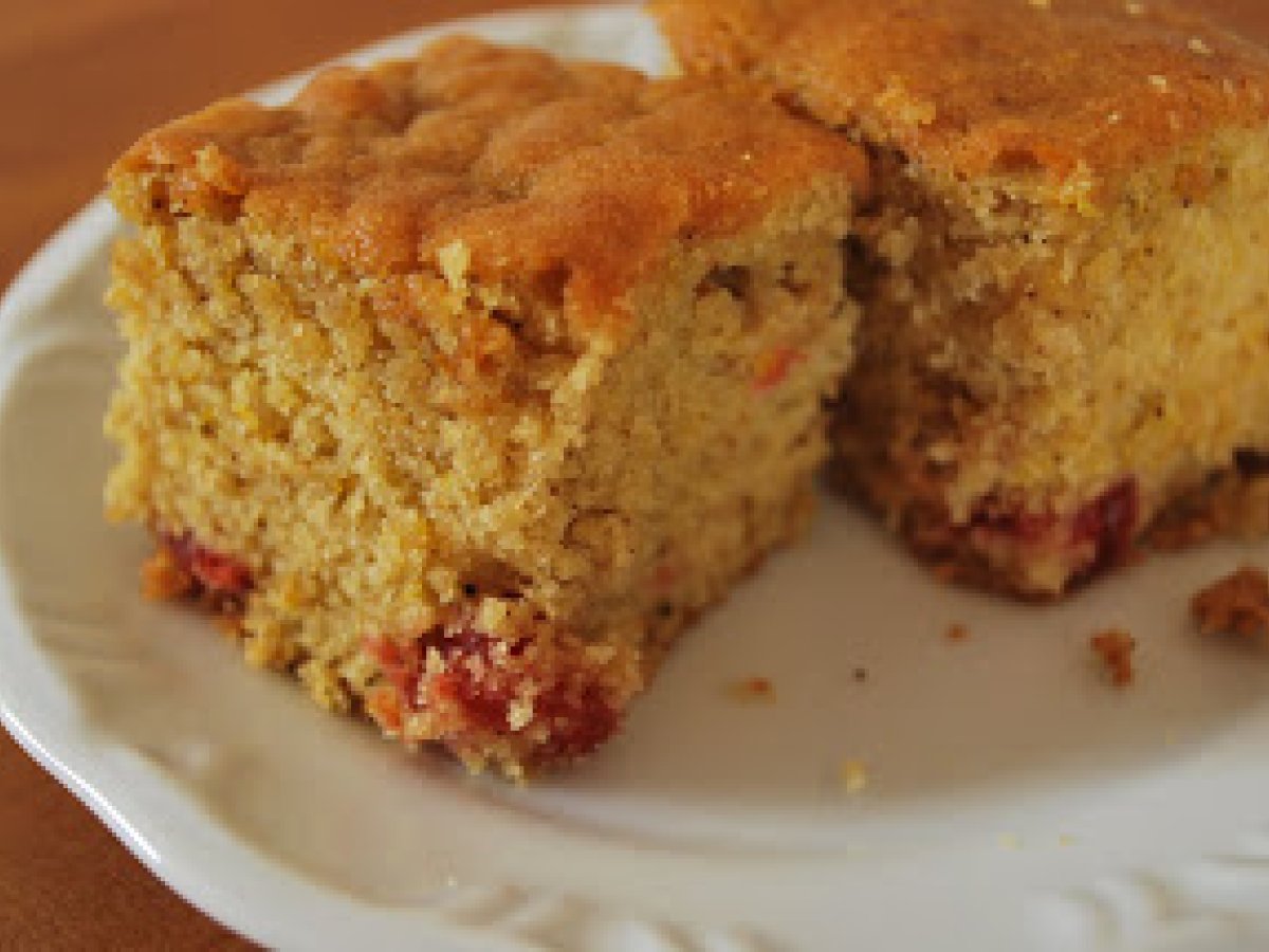 Bolo de laranja com cranberry
