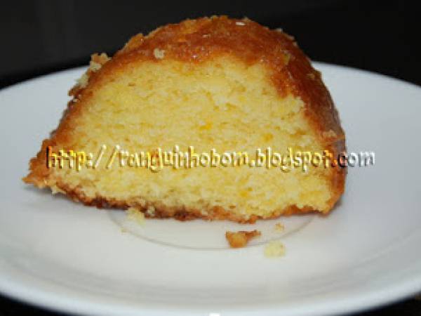 Bolo de laranja molhadinho