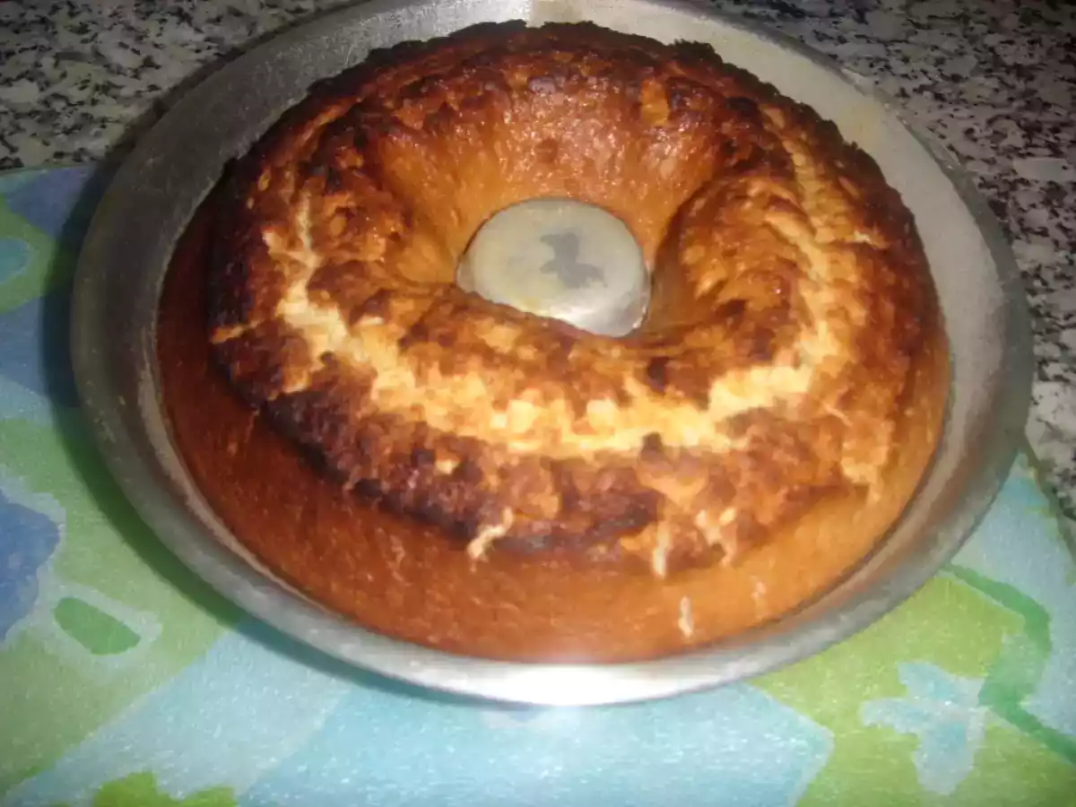 BOLO DE LIMÃO COM ERVA-DOCE