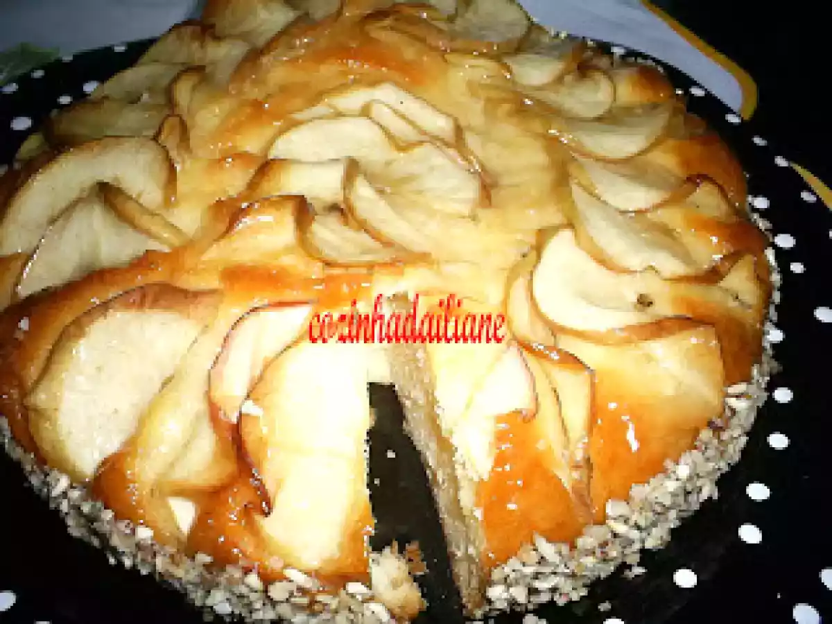 Bolo de maçã com farinha lactea