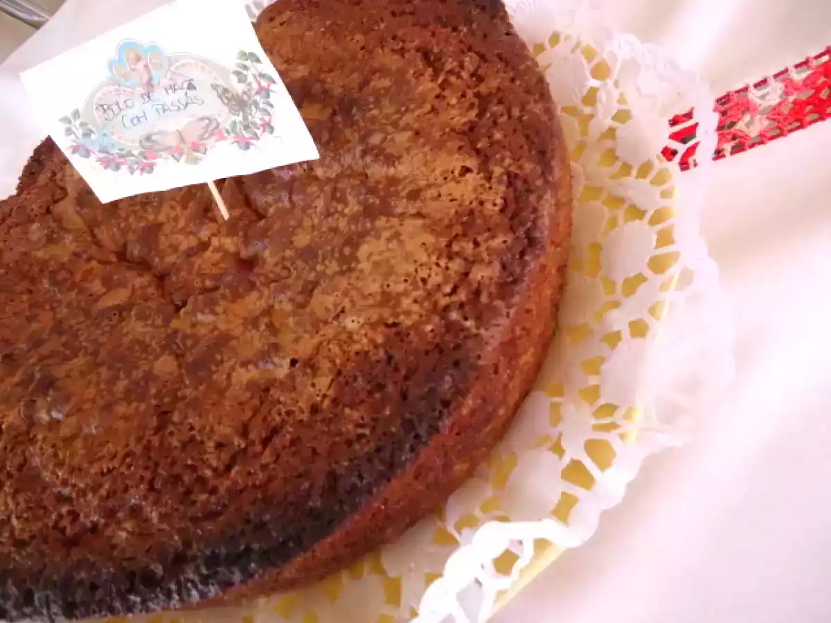 Bolo de maçã com passas