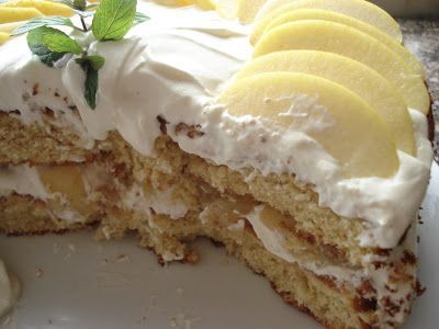 Tirolez ensina como fazer Bolo de Maçã com Cobertura de Queijo