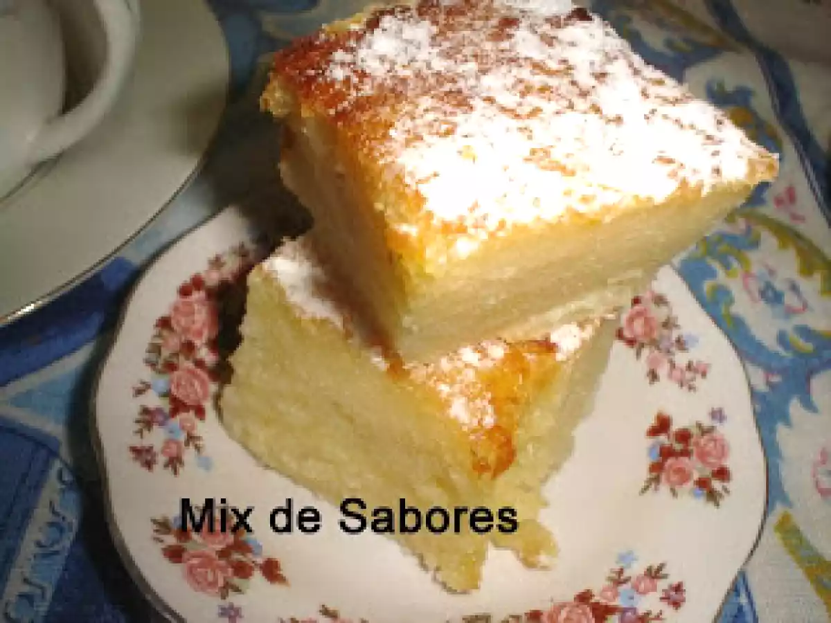 Bolo de Mandioca e Coco