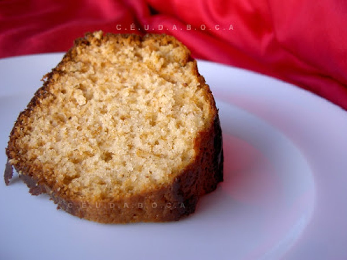 Bolo de mel simples