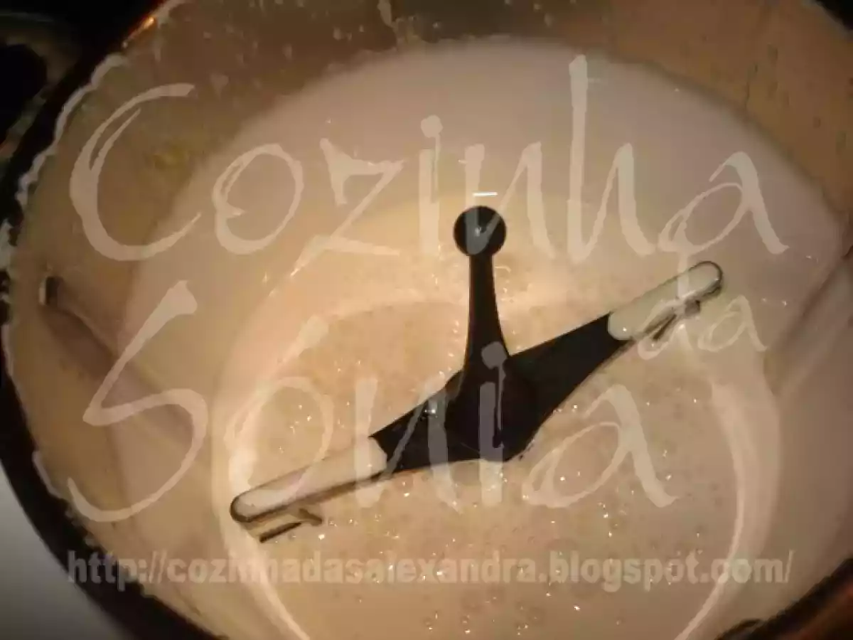 BOLO DE MOUSSE DE CHOCOLATE INSTÂNTANEA... - foto 4