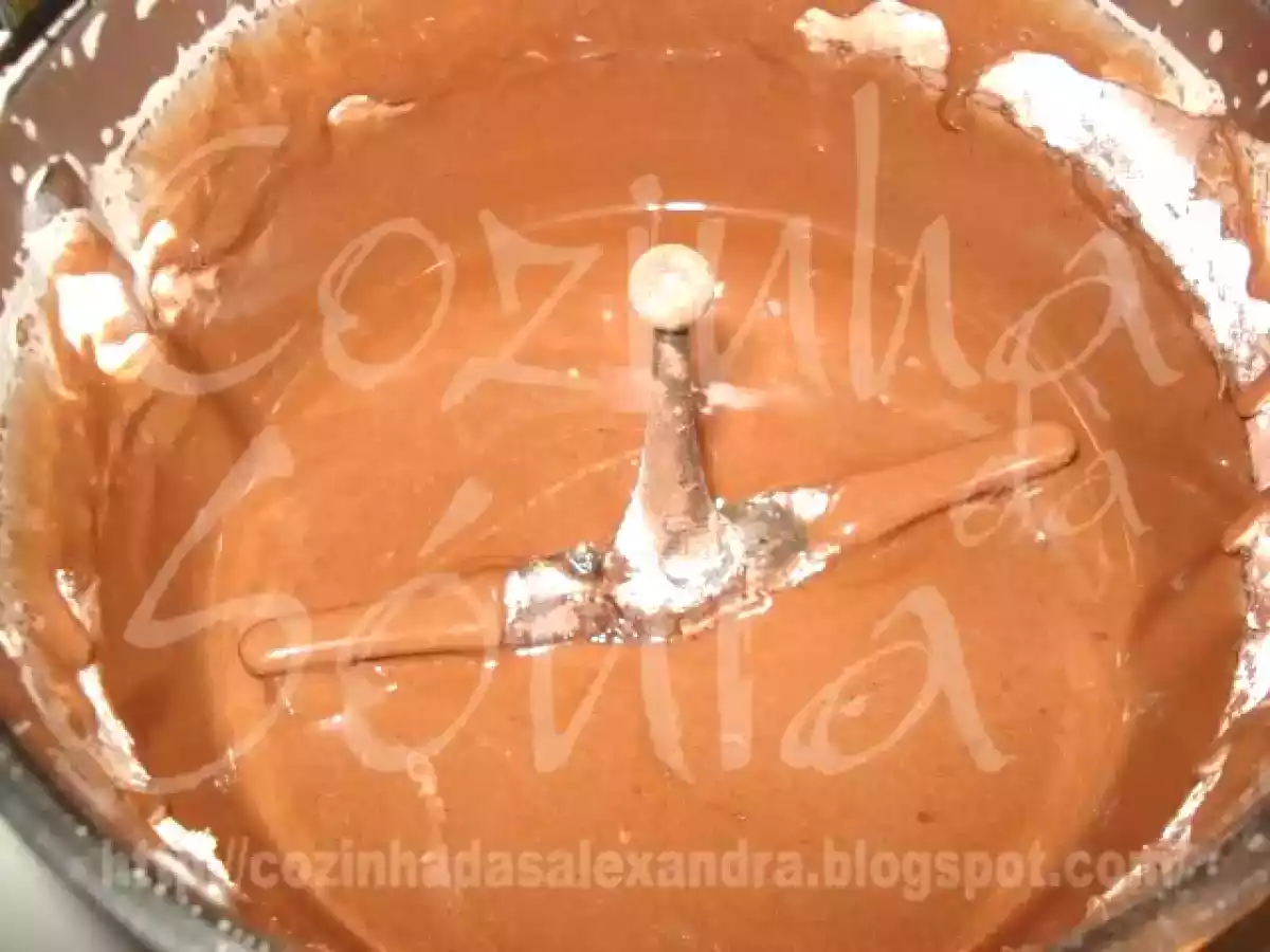 BOLO DE MOUSSE DE CHOCOLATE INSTÂNTANEA... - foto 7