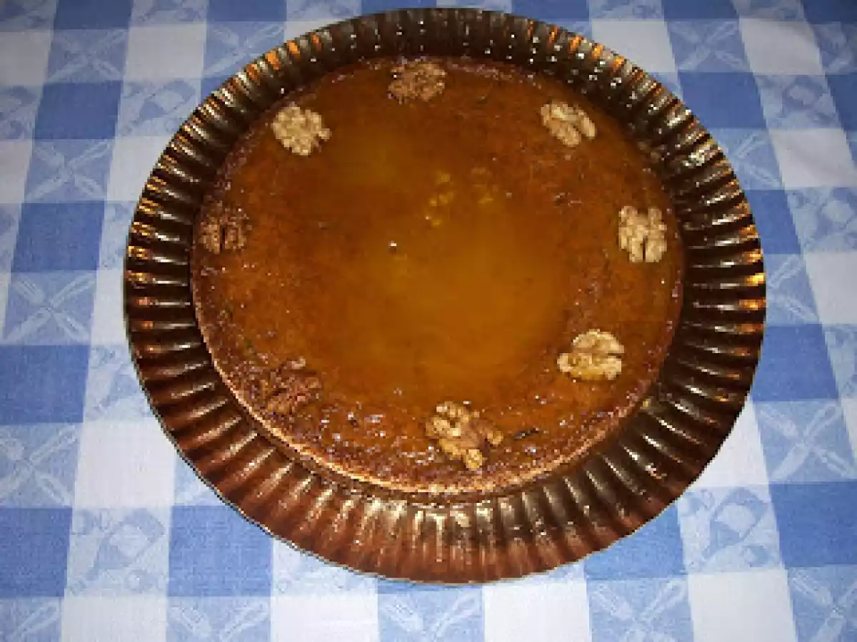 BOLO DE NOZ COM CREME DE CARAMELO