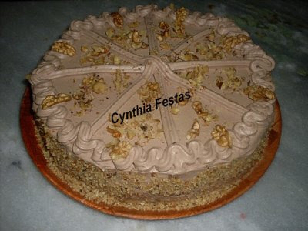 Bolo de nozes com chocolate (Cynthia)