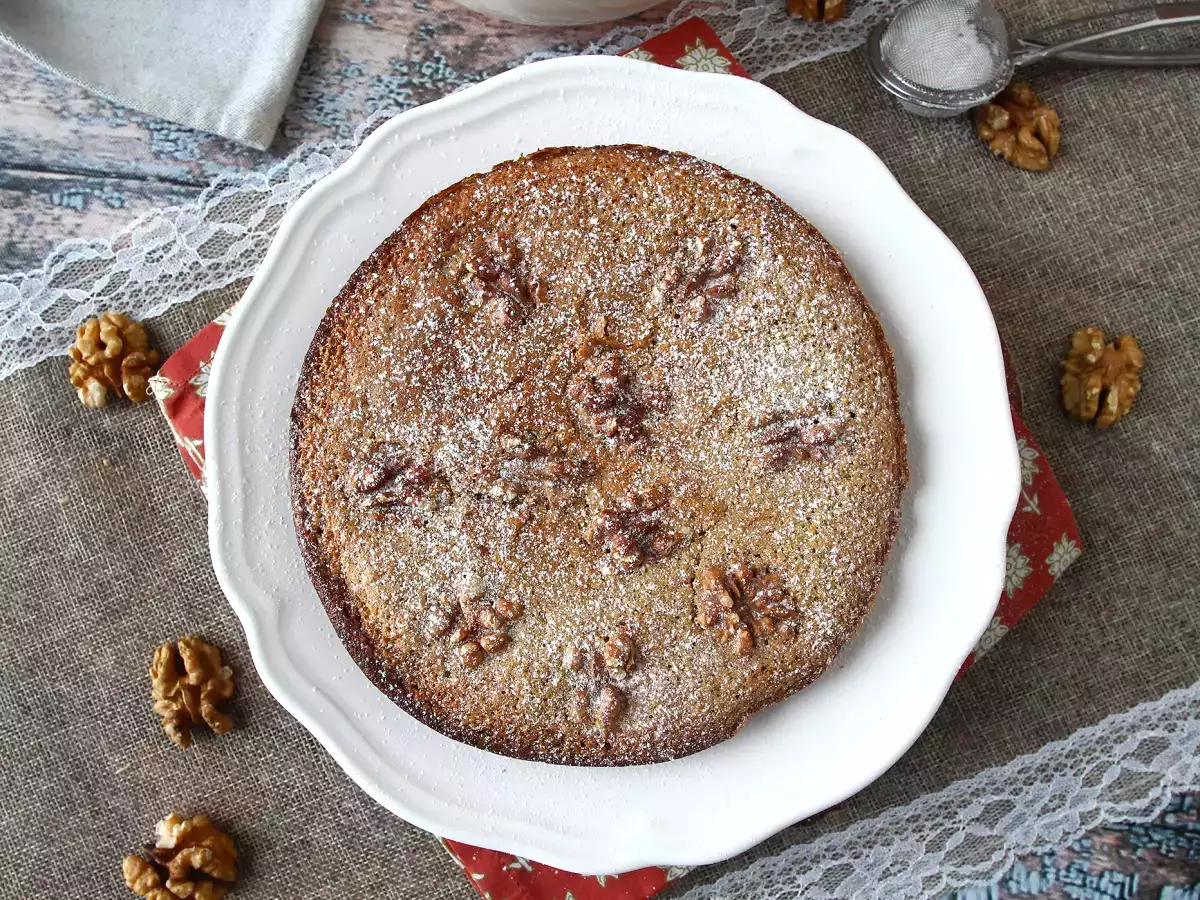 Bolo de nozes superfácil feito com apenas 4 ingredientes - foto 9