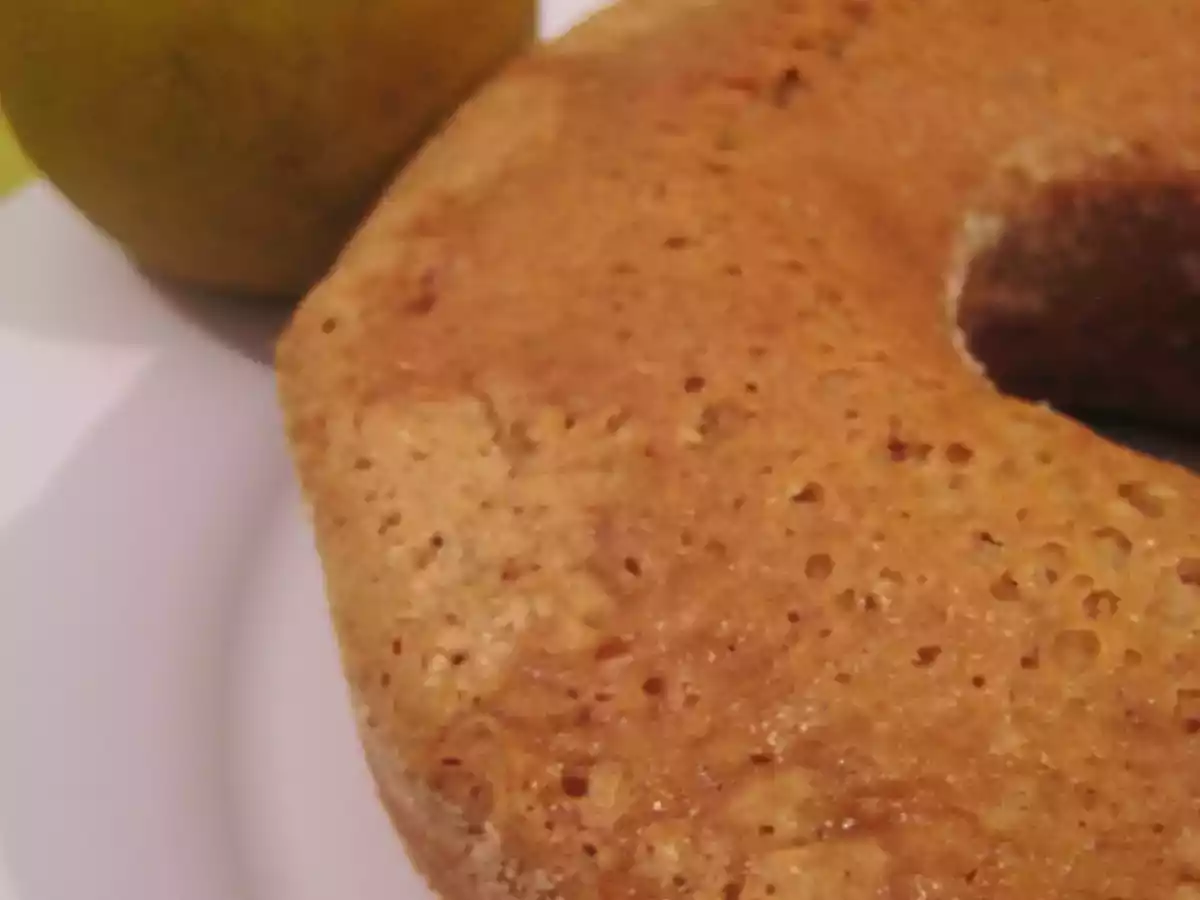 Bolo de Pêra e Especiarias