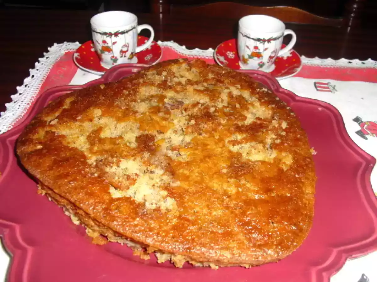 Bolo de pêras com noz e mel
