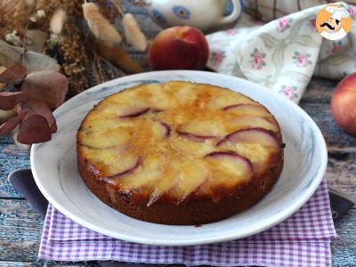 Bolo de pêssego invertido e caramelizado, foto 1