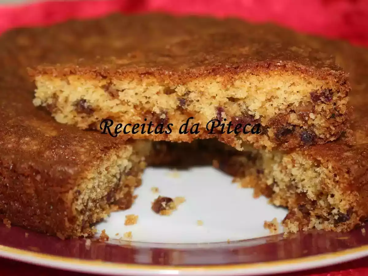 Bolo de tâmaras e figos