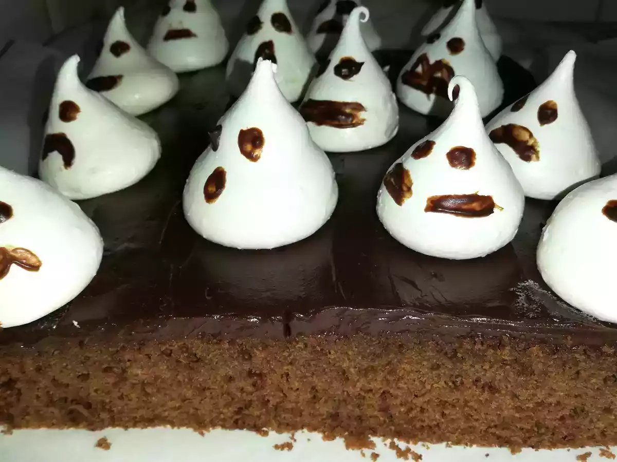 Bolo dos Fantasmas - Halloween - - foto 2