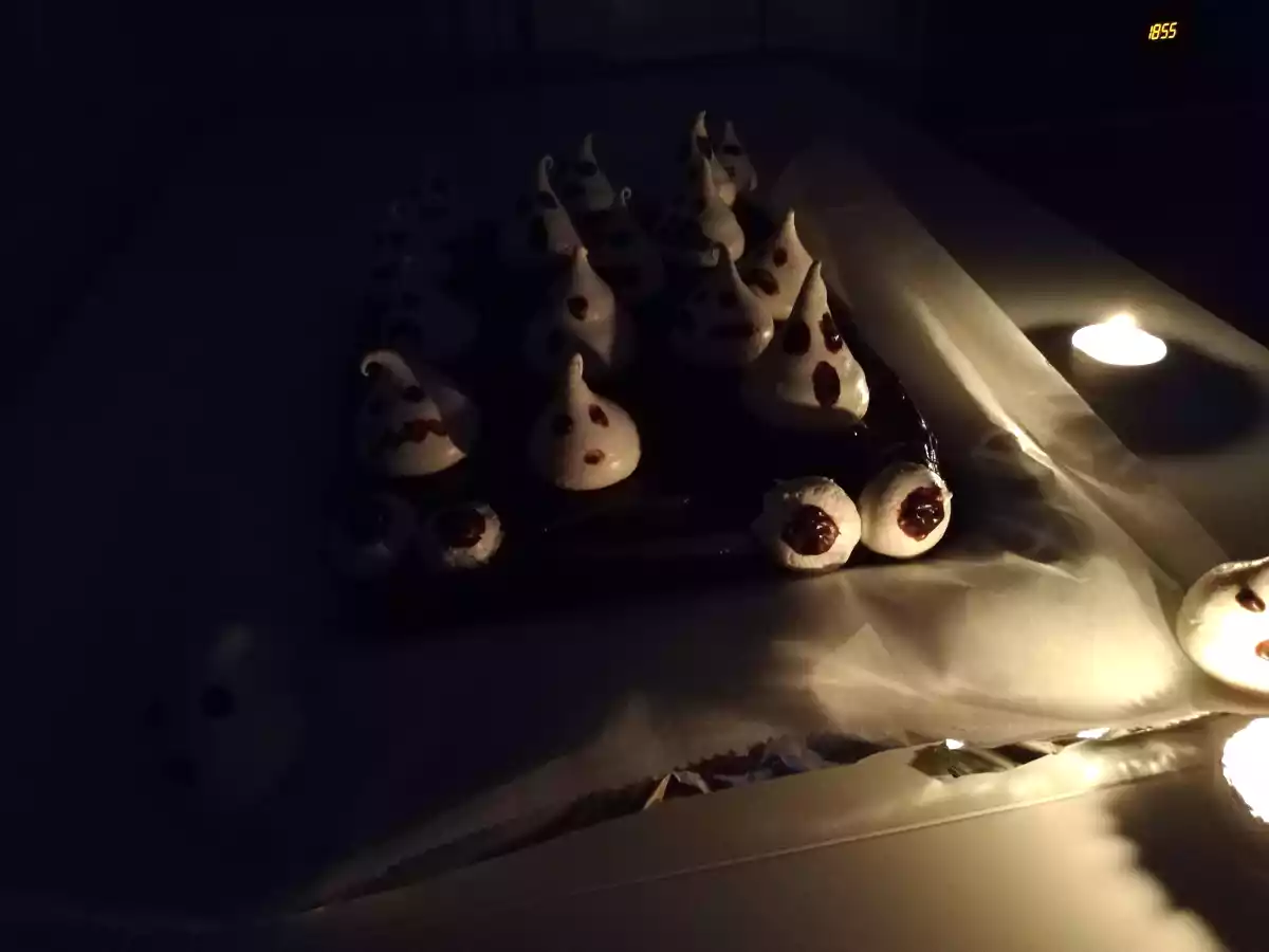 Bolo dos Fantasmas - Halloween - - foto 4