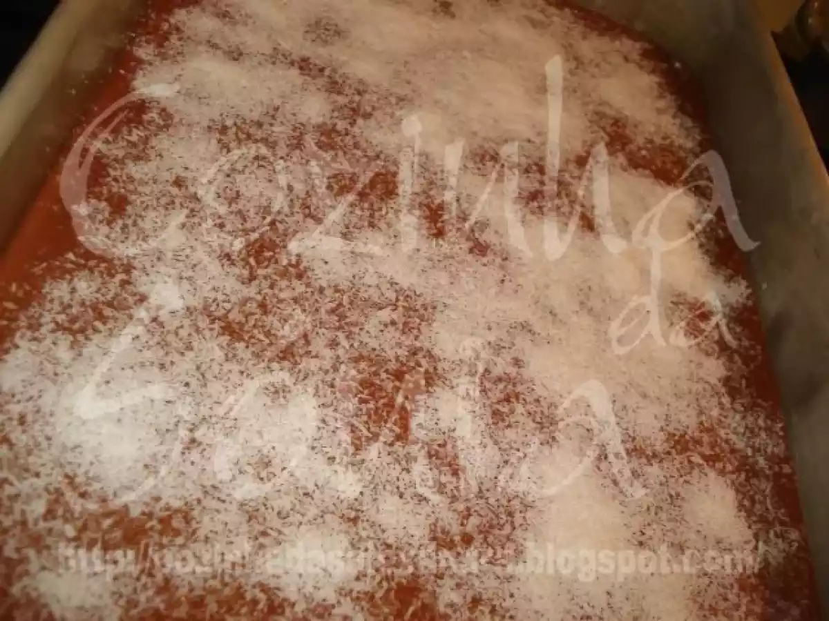 BOLO DUPLO DE MOUSSE DE CHOCOLATE COM COBERTURA DE COCO RALADO... - foto 3