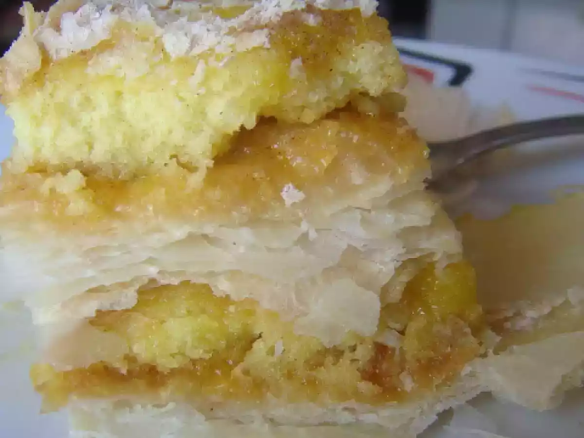 Bolo Folhado com Creme de Ovos - foto 4