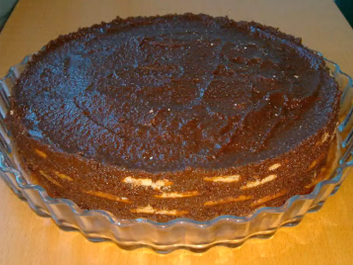 Bolo fresco de bolacha e biscoitos de champanhe - foto 2