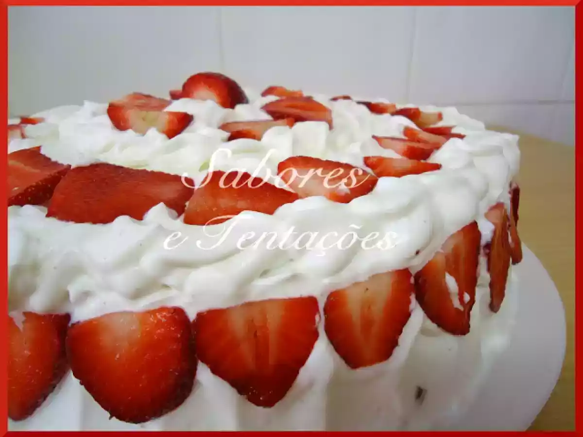 Bolo fresco de morangos - Dia da Mãe