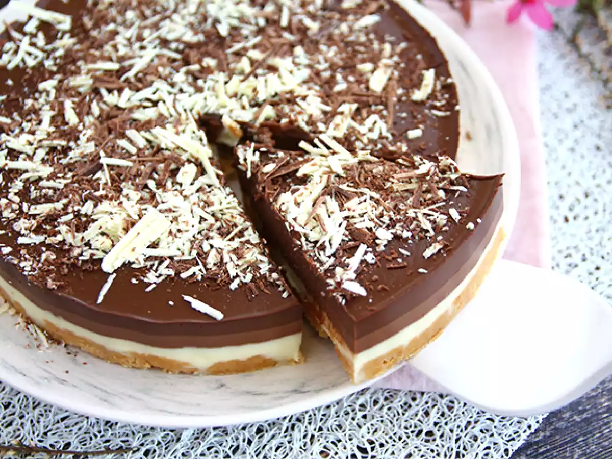 Bolo mousse 3 chocolates