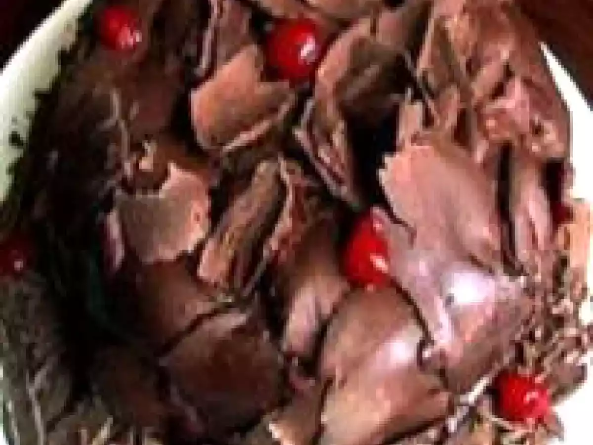 Bolo Mousse de Chocolate com Nozes