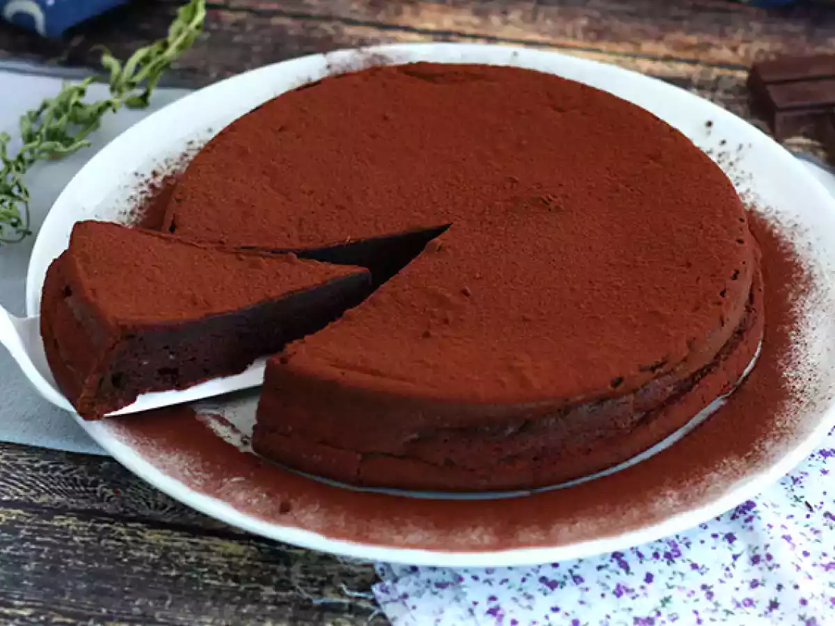 Bolo mousse de chocolate sem farinha - foto 4