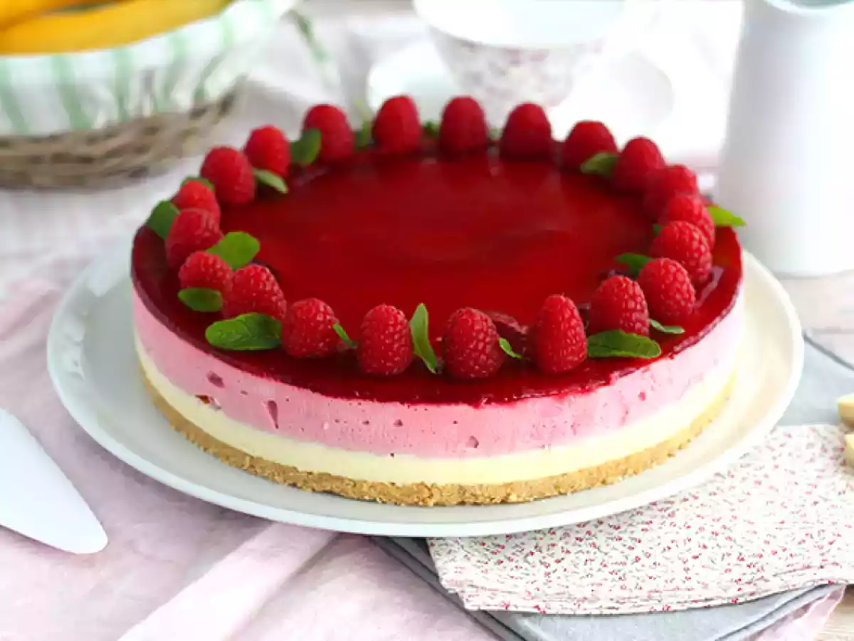 Bolo mousse framboesa e chocolate branco, Bavarois - foto 3