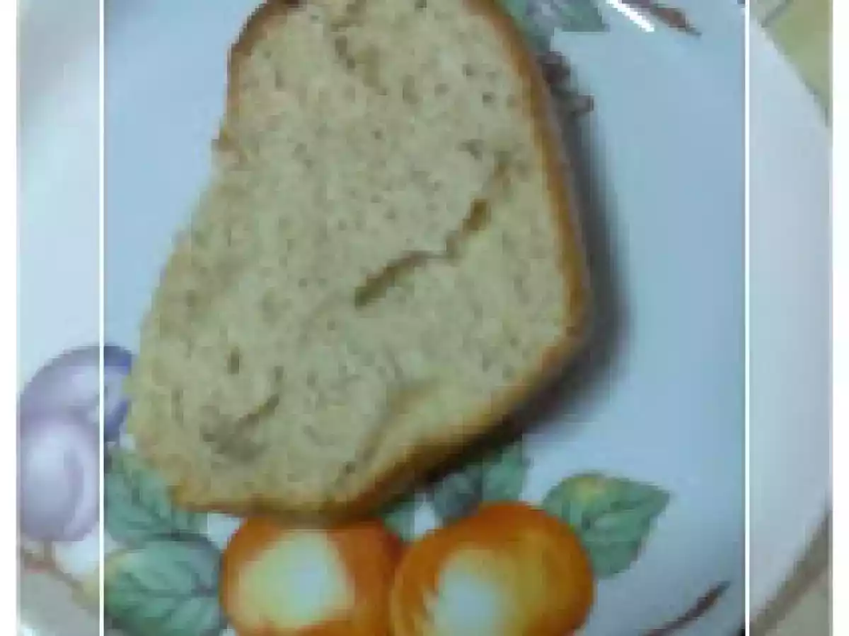 Bolo pão de ló de maçã e canela