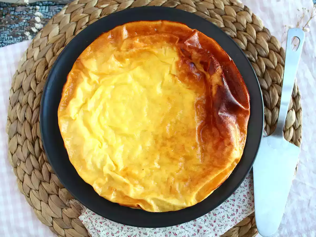 Bolo rápido e fácil com apenas 3 ingredientes - foto 2
