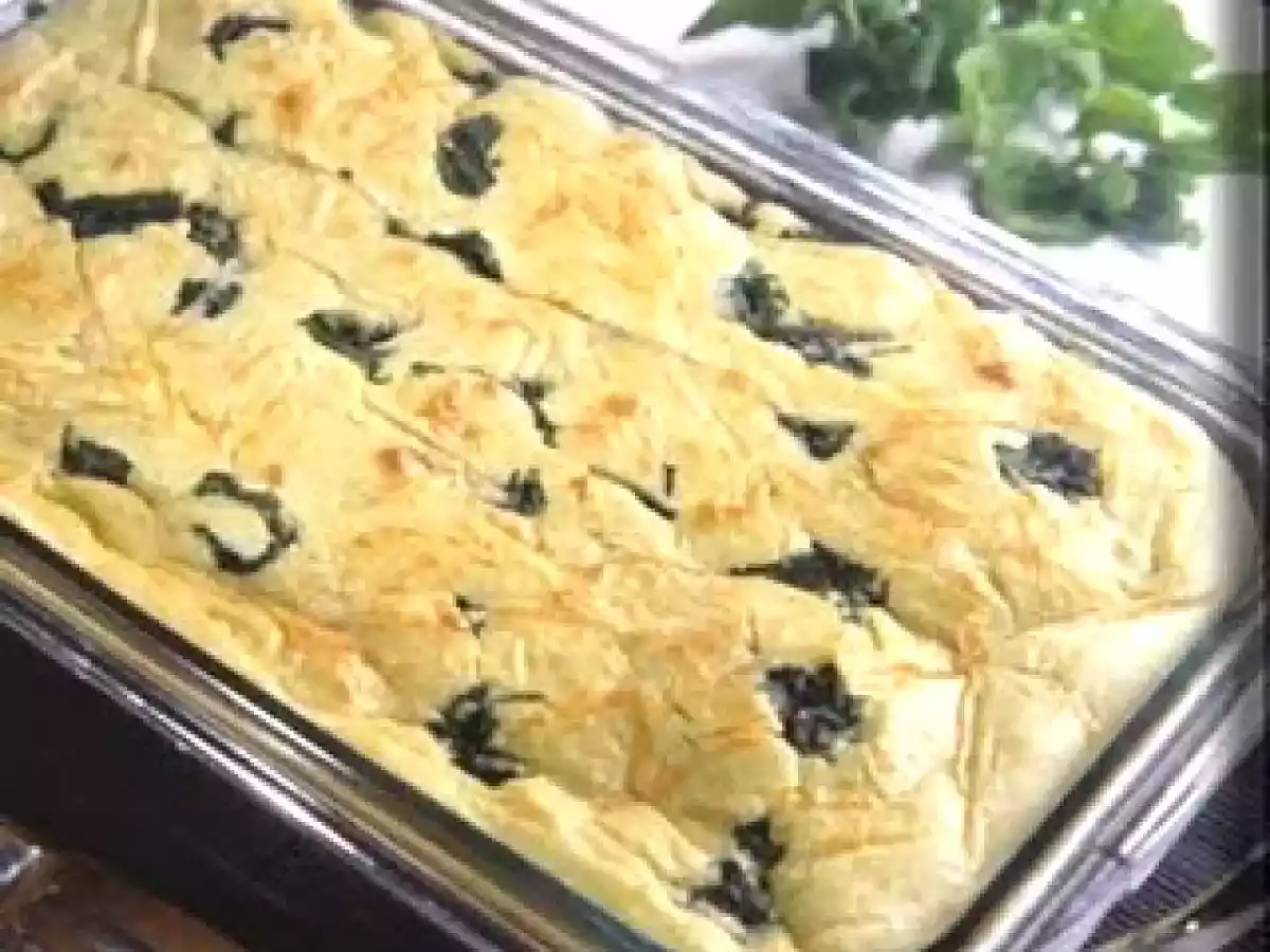 Bolo salgado de espinafre