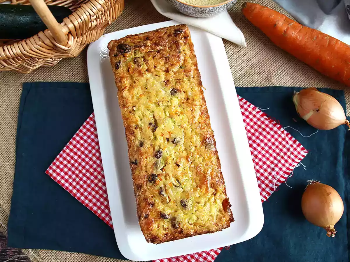 Bolo salgado de semolina e legumes - foto 2