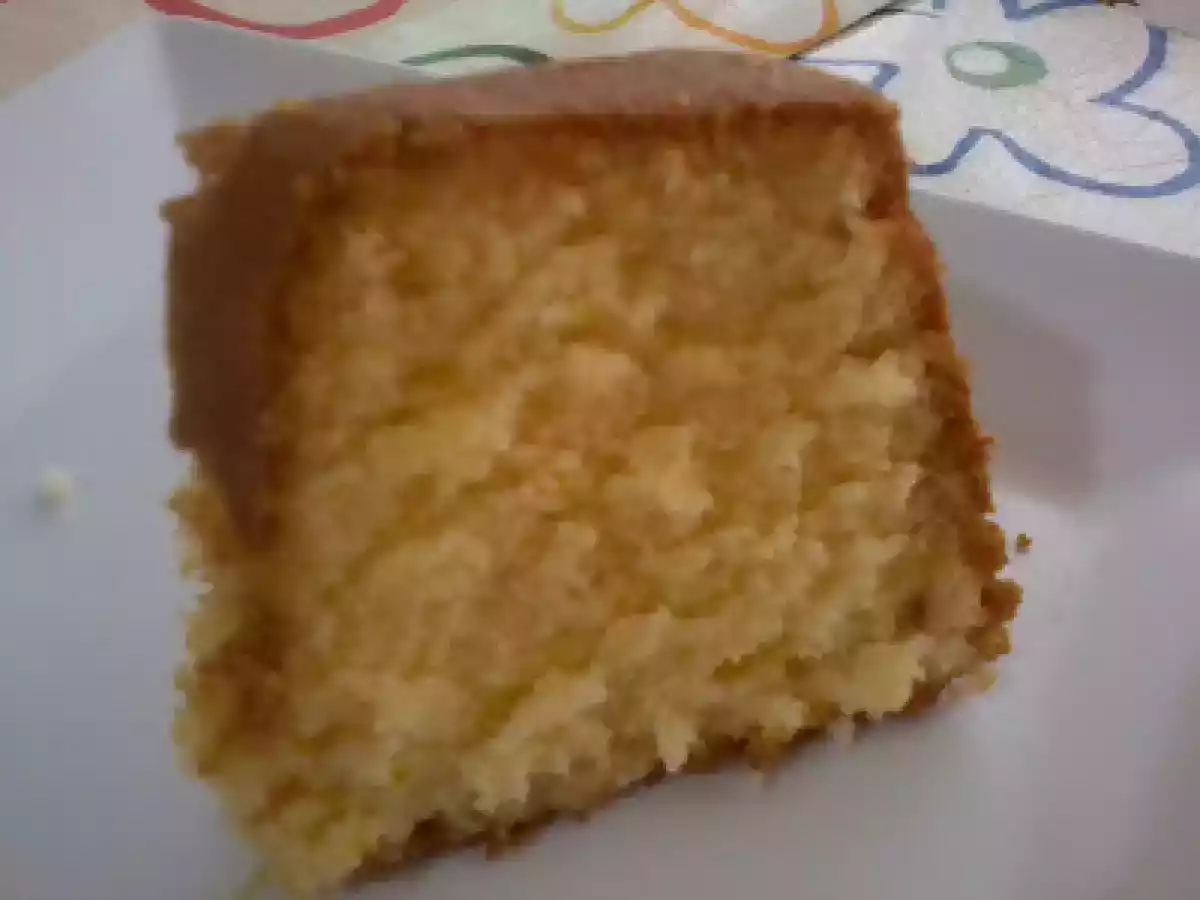 Bolo Simples de Laranja sem Gemas - foto 2