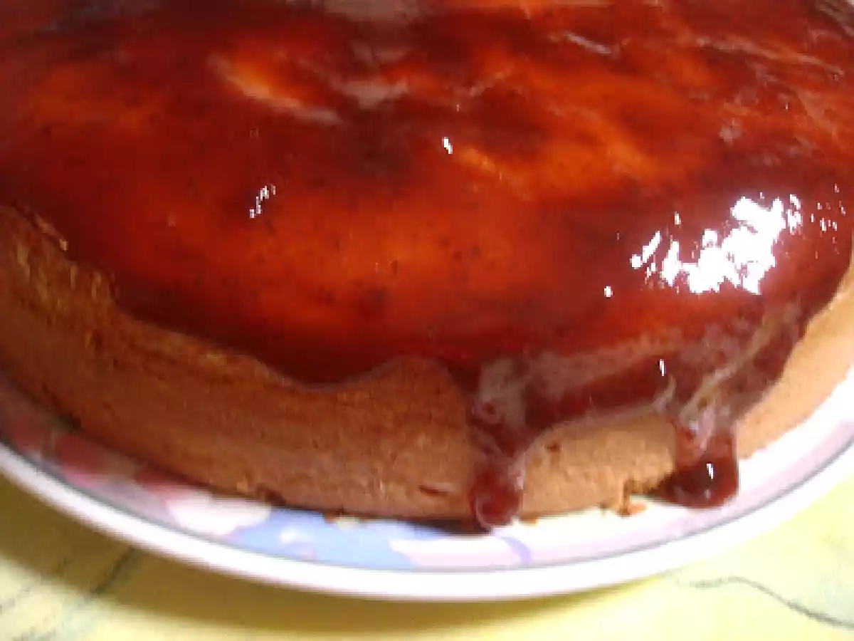 Bolo Vermelho com geléia de morango-Blogagem Coletiva - foto 2