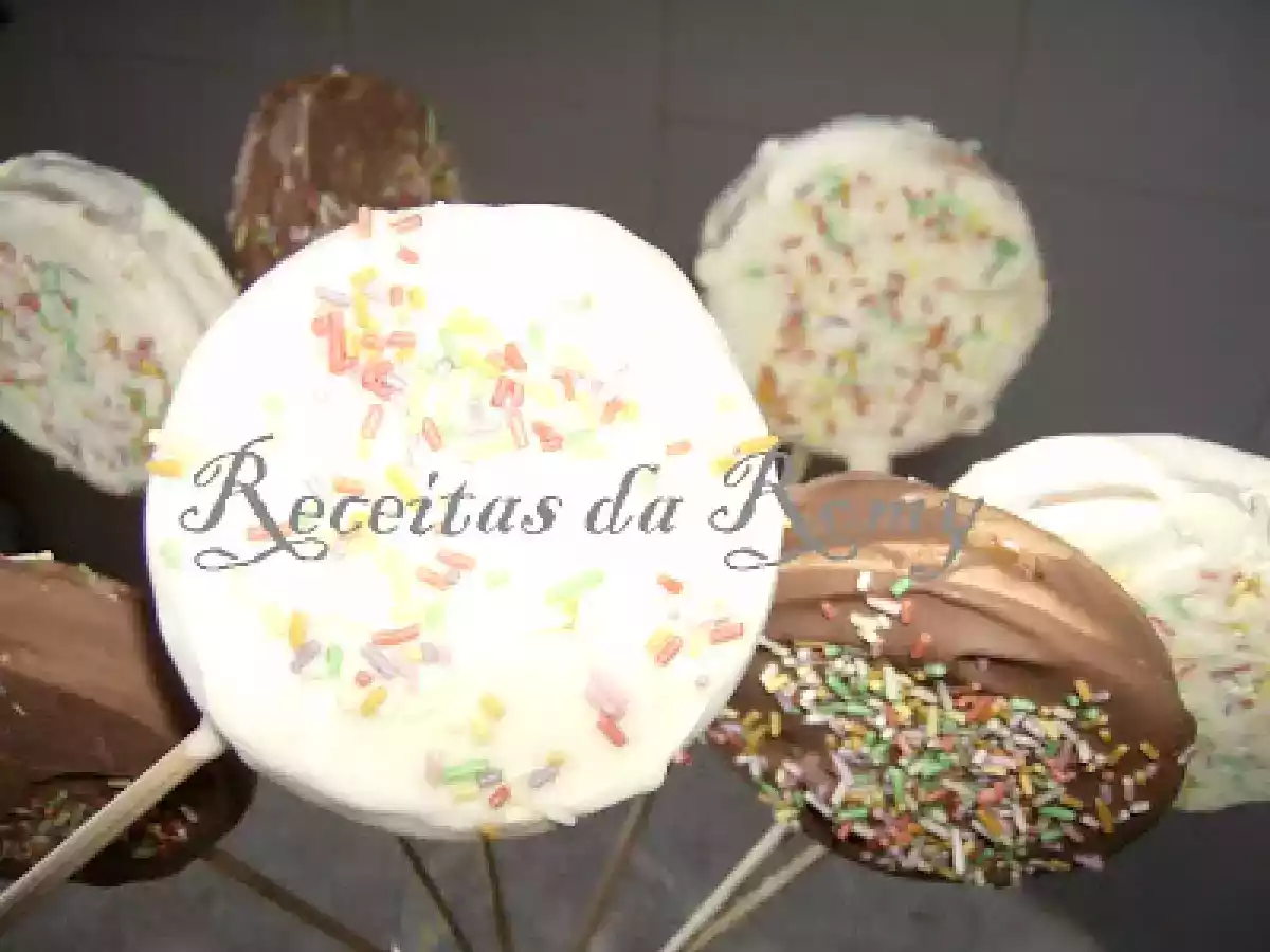 Bombons de bolacha recheados