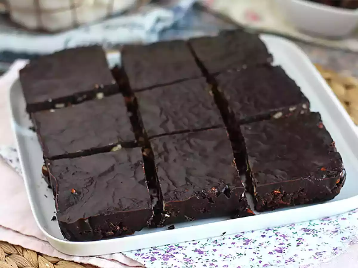 Brawnie, um brownie cru de tâmaras (sem cozimento) - foto 6