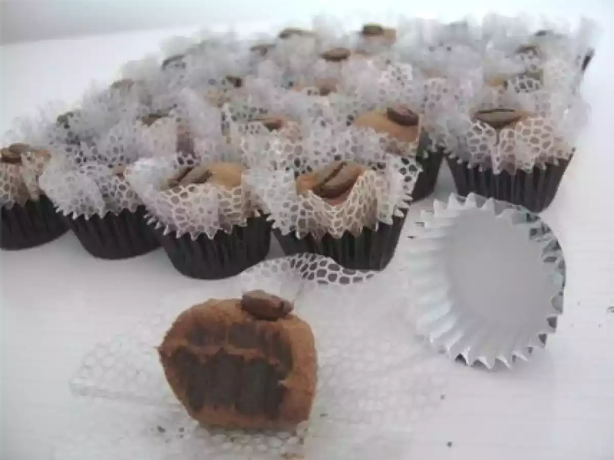 Brigaccino - Brigadeiro de capuccino (Carol Emboava) - foto 4