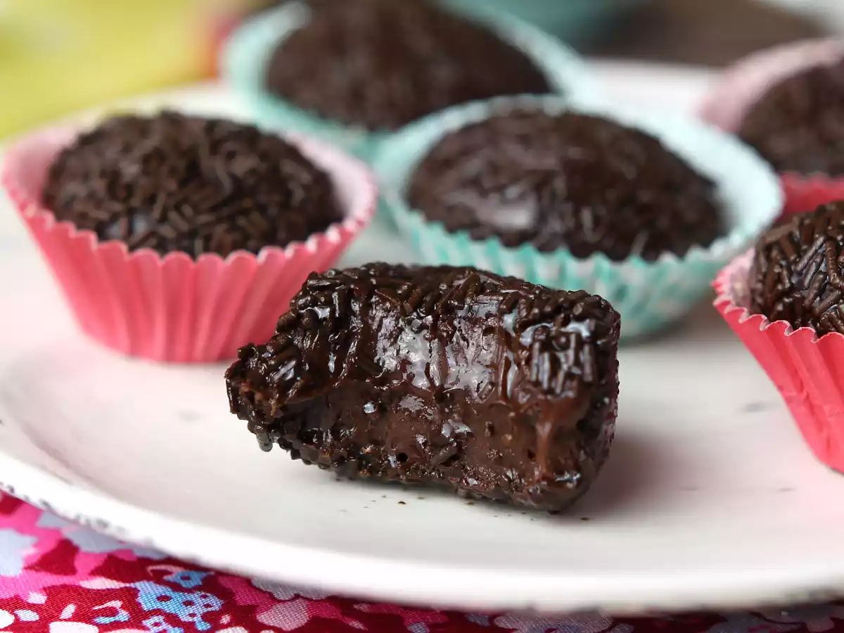 Brigadeiro Whey fit: saudável, rico em proteína e sem culpa!