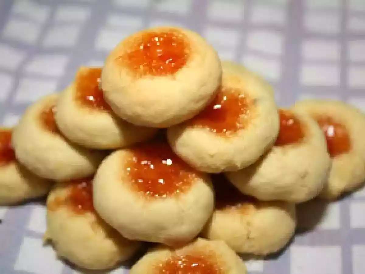 Brioches com geléia