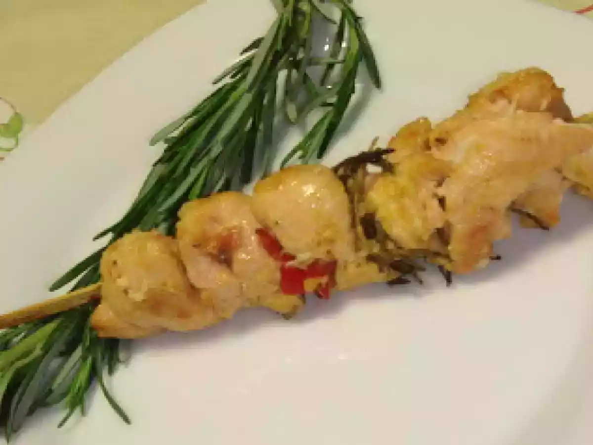 Brochete de frango com alecrim e gengibre