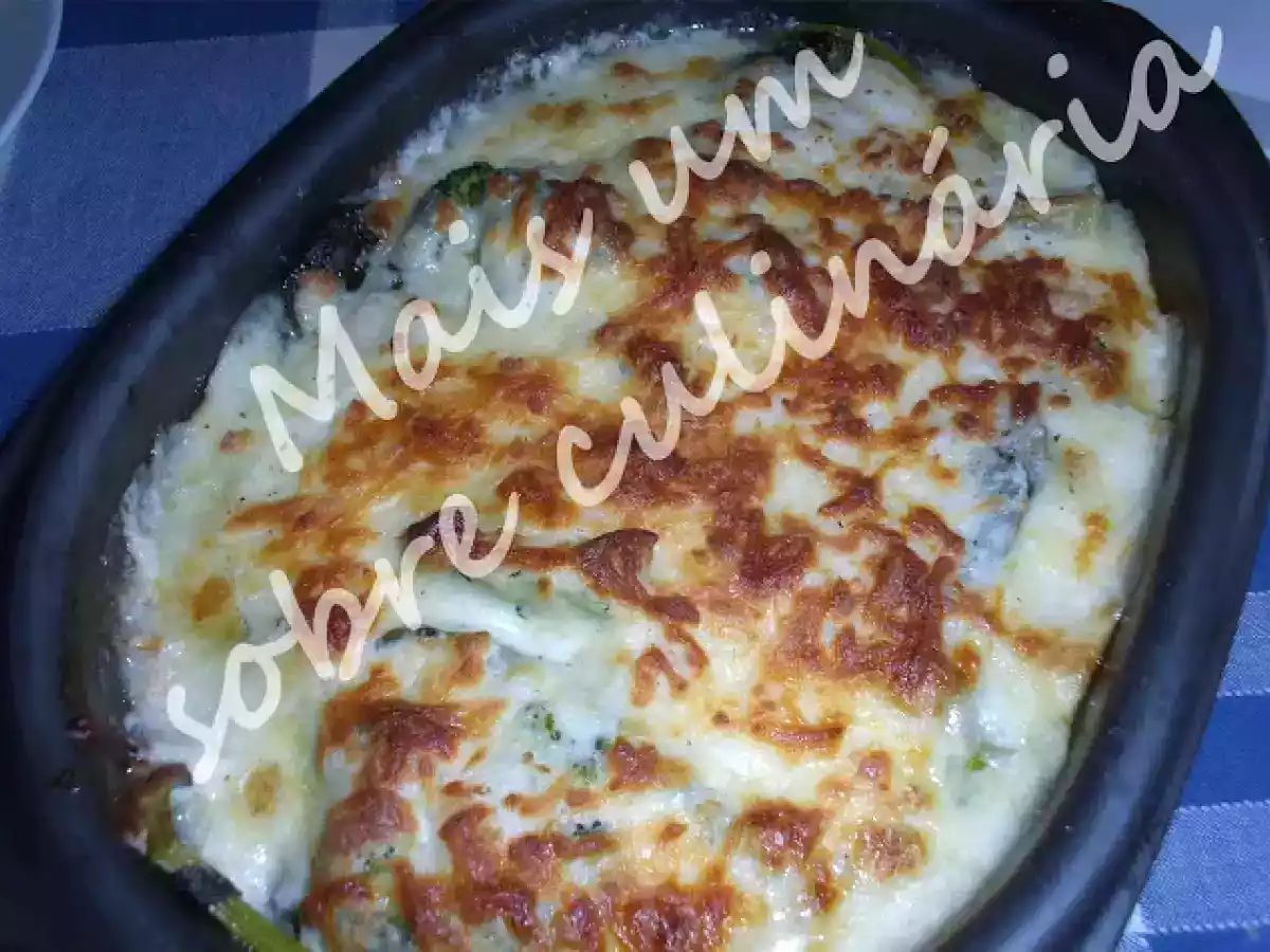 Broculos gratinados com miolo de camarão * Desafio culinário