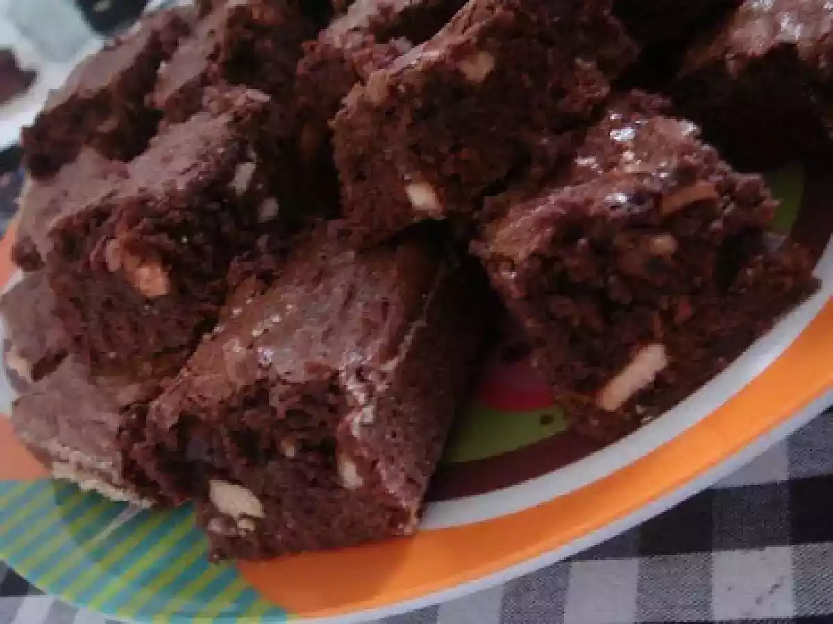 Brownie com castanha de caju