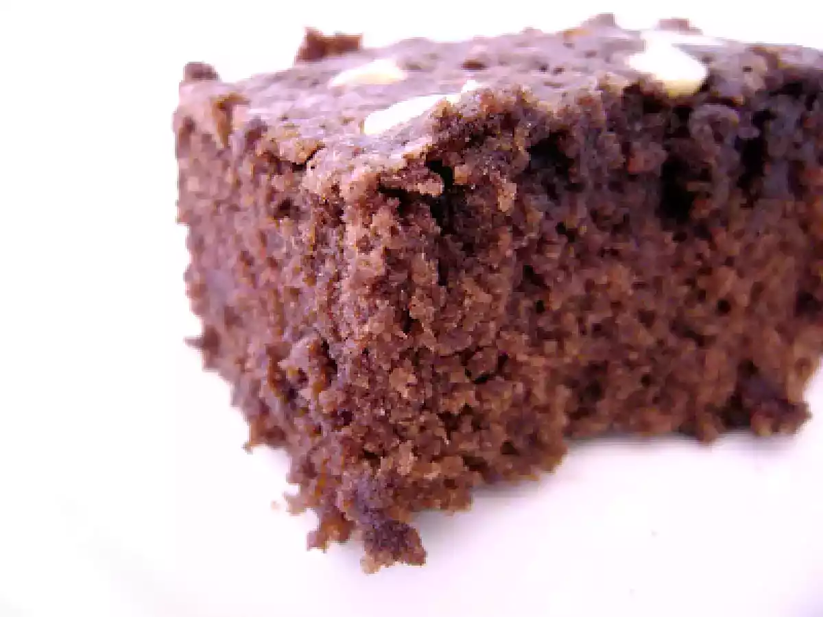 BROWNIE DE CACAU E AMENDOIM - foto 2